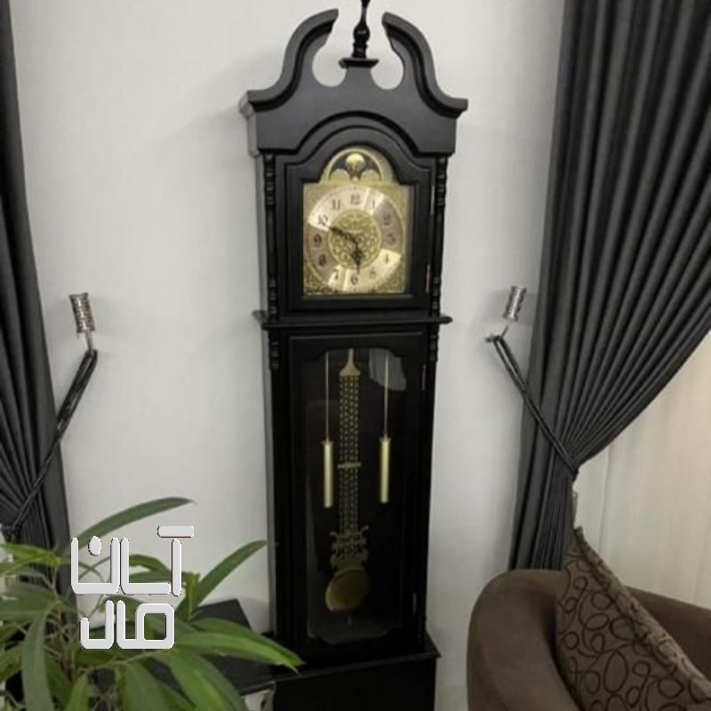ساعت ایستاده