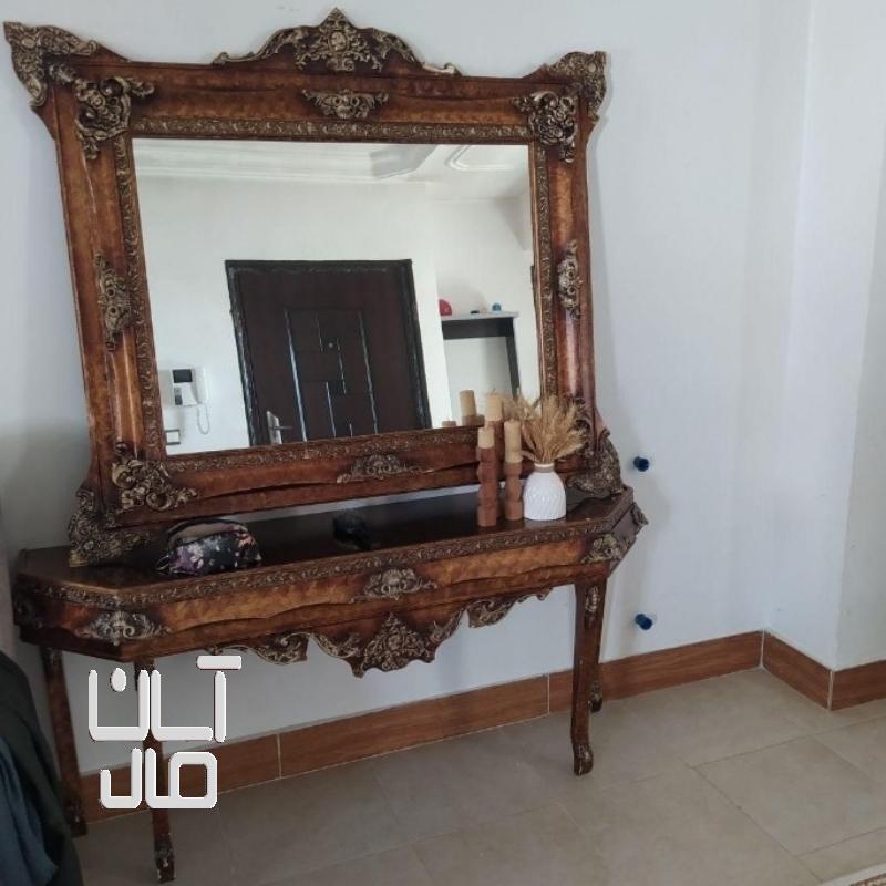 آینه کنسول