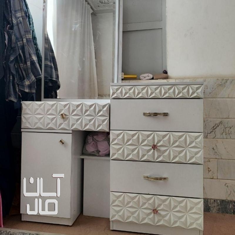 میز آرایش