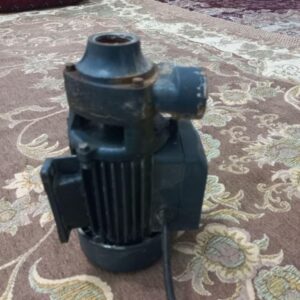 پمپ آب نیم اسب