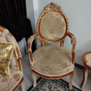 مبل سطنتی