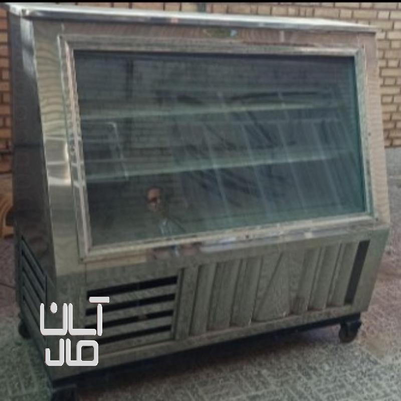 یخچال ویترینی
